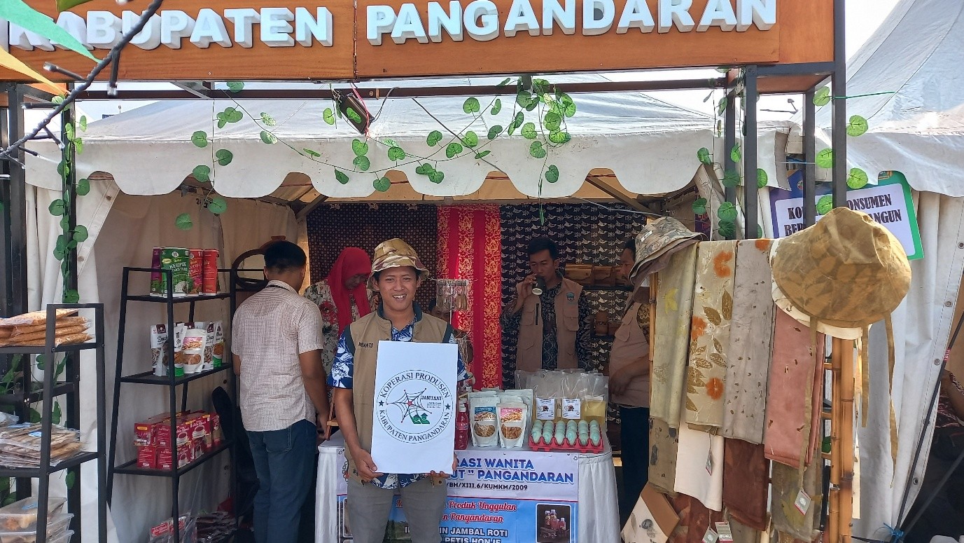 Perkuat UMKM Tani, JAMTANI Hadir di Bazar HARKOPNAS 2024